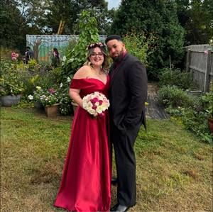 Meet your Posher, Hillary